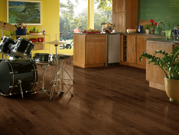 oak solid hardwood- oak flooring-solid hardwood-hardwood install-hardwood materials-home flooring-flooring installation