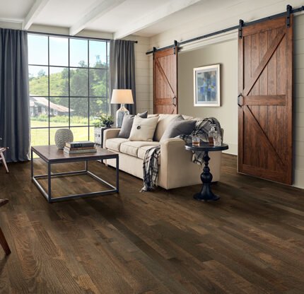 oak solid hardwood- oak flooring-solid hardwood-hardwood install-hardwood materials-home flooring-flooring installation