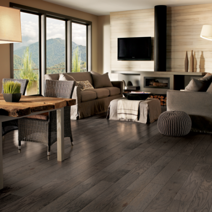 red oak hardwood-red oak flooring-red oak maerials- red oak floor boards-engineered hardwood- flooring-hardwood install-hardwood materials-home flooring-flooring installation